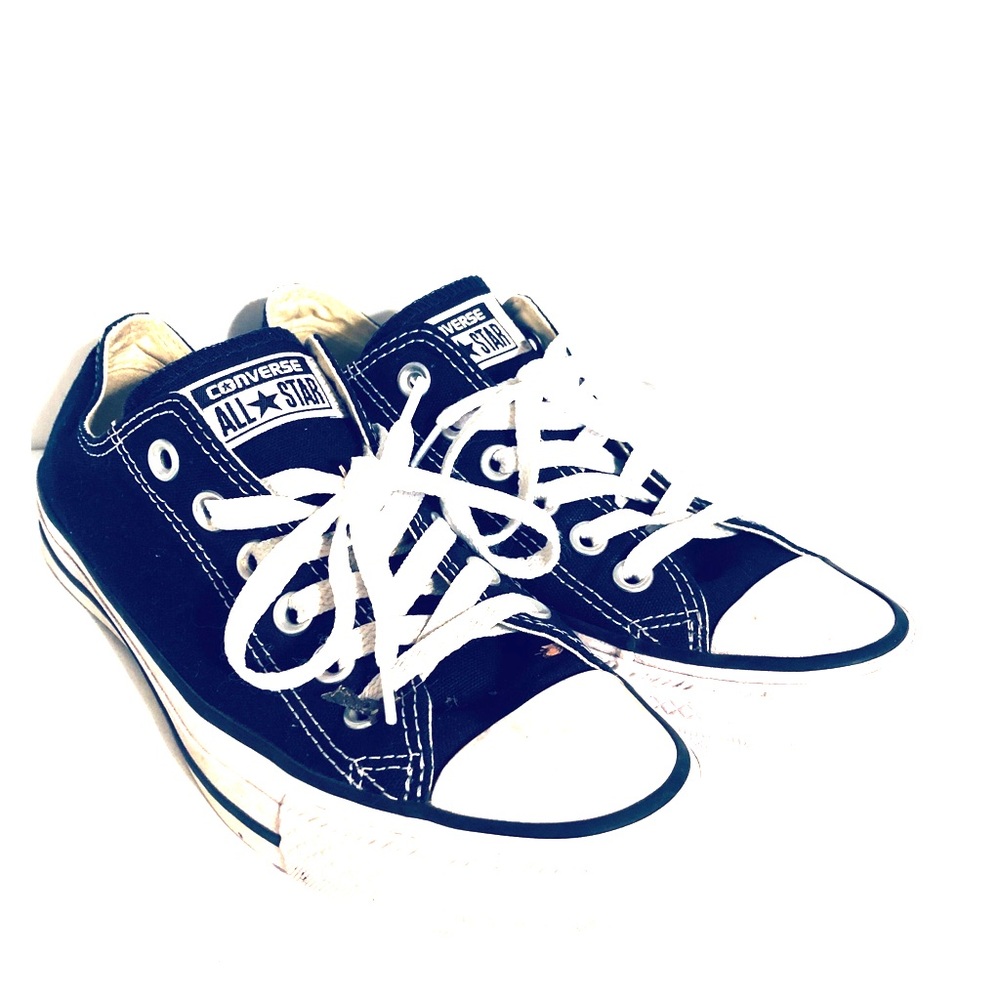 Black Converse All-Stars